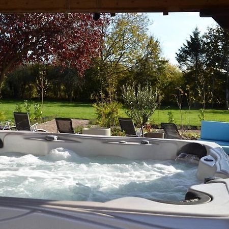 Treetops Cottages & Spa Grimsby Exterior foto