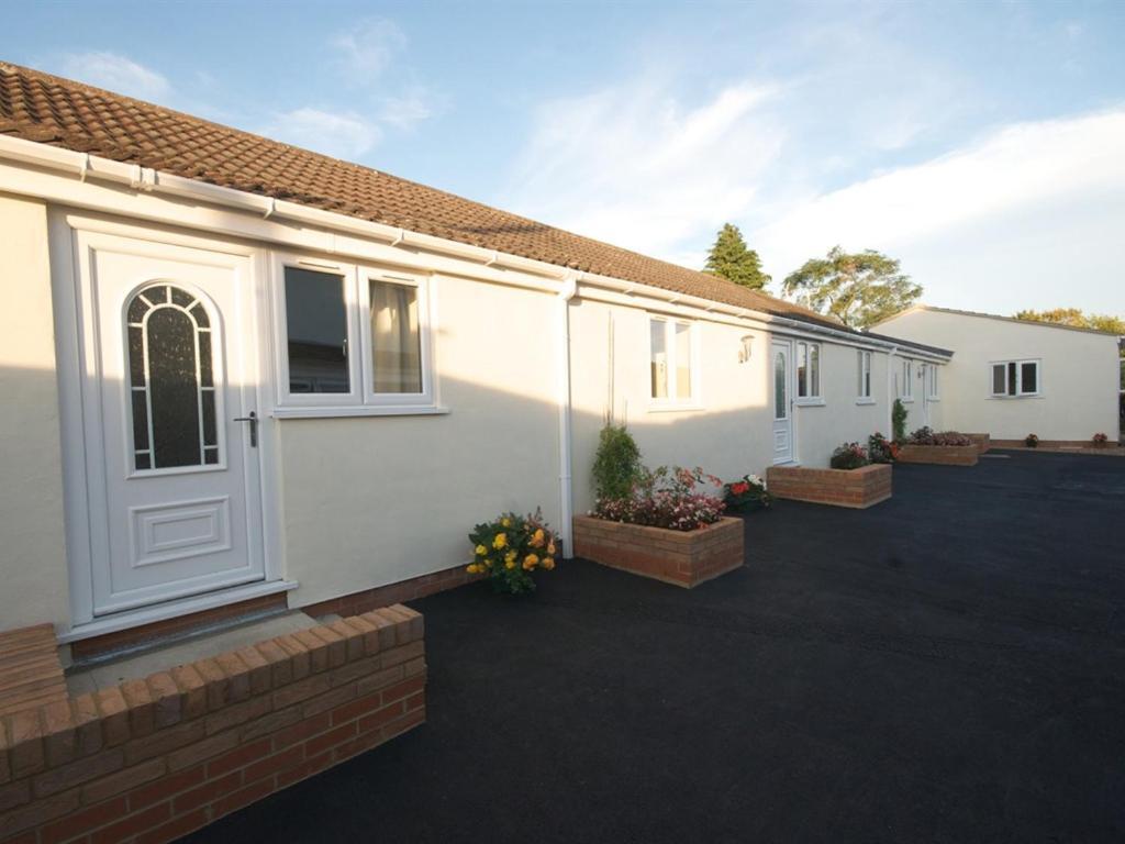 Treetops Cottages & Spa Grimsby Exterior foto